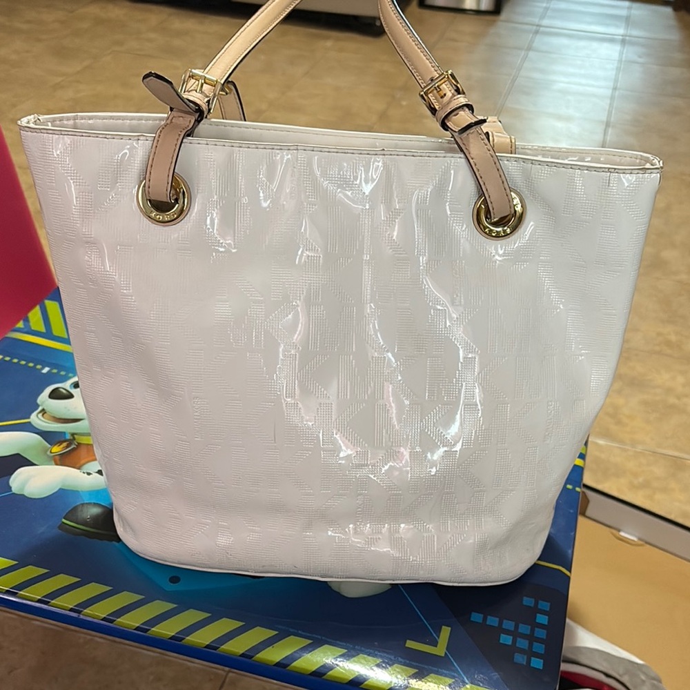 Elegant White Tote Bag